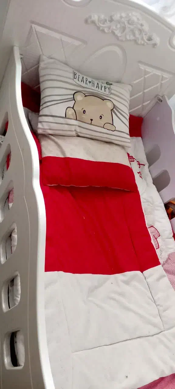 تخت نوزاد|اسباب و اثاث بچه|کهریزک, |دیوار