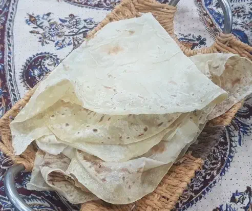 نان تیری|خوردنی و آشامیدنی|شیراز, کوشک میدان|دیوار