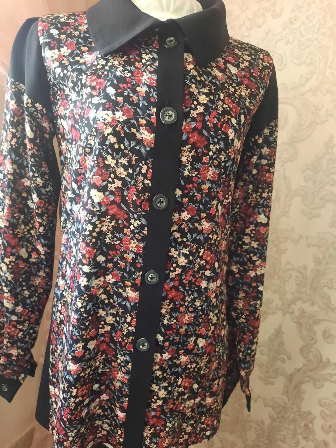 دوخت شومیز|لباس|گلبهار, شهر جدید گلبهار|دیوار