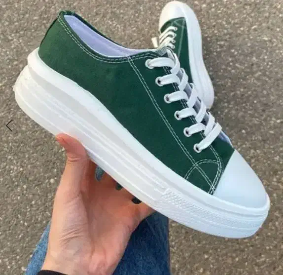 کفش آلستار|کیف، کفش، کمربند|شیروان (خراسان), |دیوار