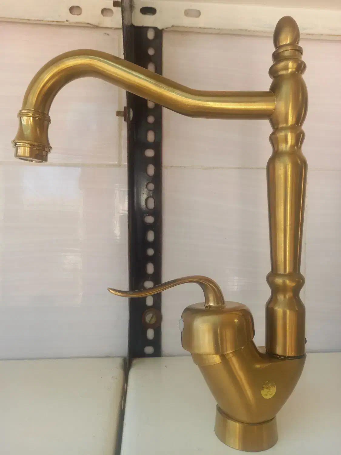 قاصدک طلا مات|لوازم سرویس بهداشتی|اهر, |دیوار