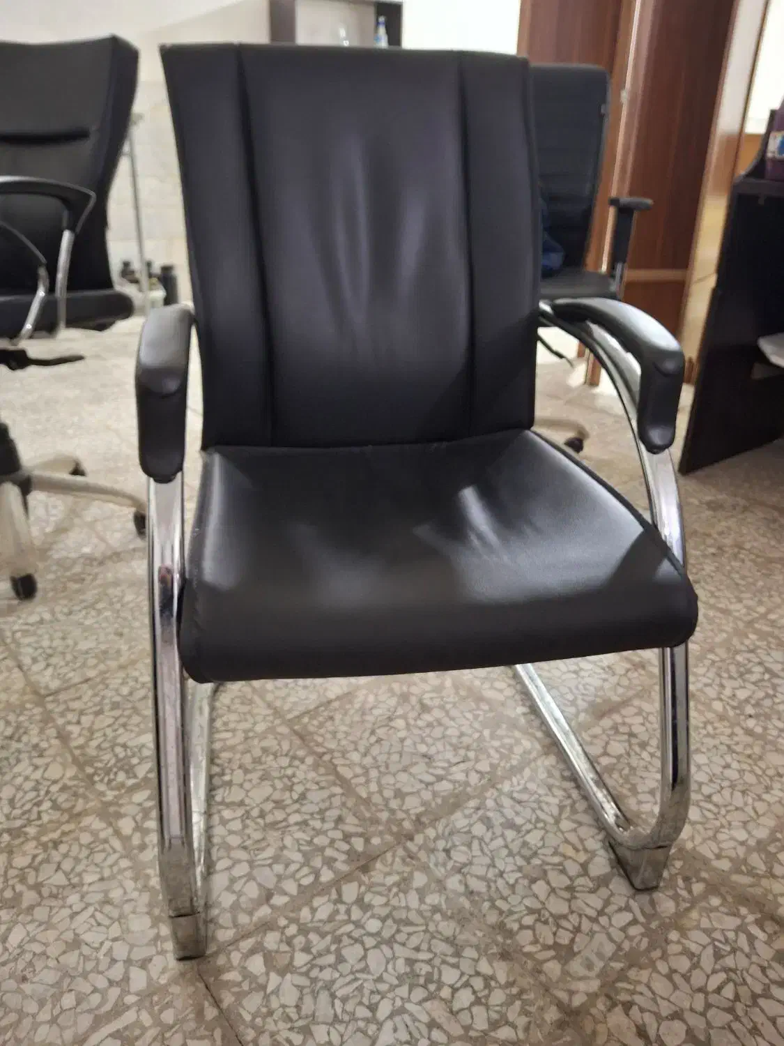 تعدای وسایل دفتر و محیط کار و منزل|دفتر کار|قم, بنیاد|دیوار
