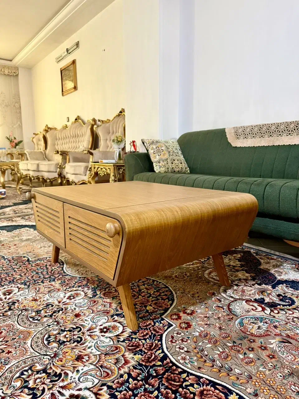 میز جلو مبلی چوبی شرکتی، تمیز و کم‌کارکرد|مبلمان خانگی و میز عسلی|شاهرود, |دیوار