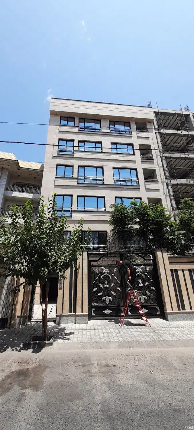 * ۱۴۸ متر شریعتی ک نقدی نوساز کلید نخورده *