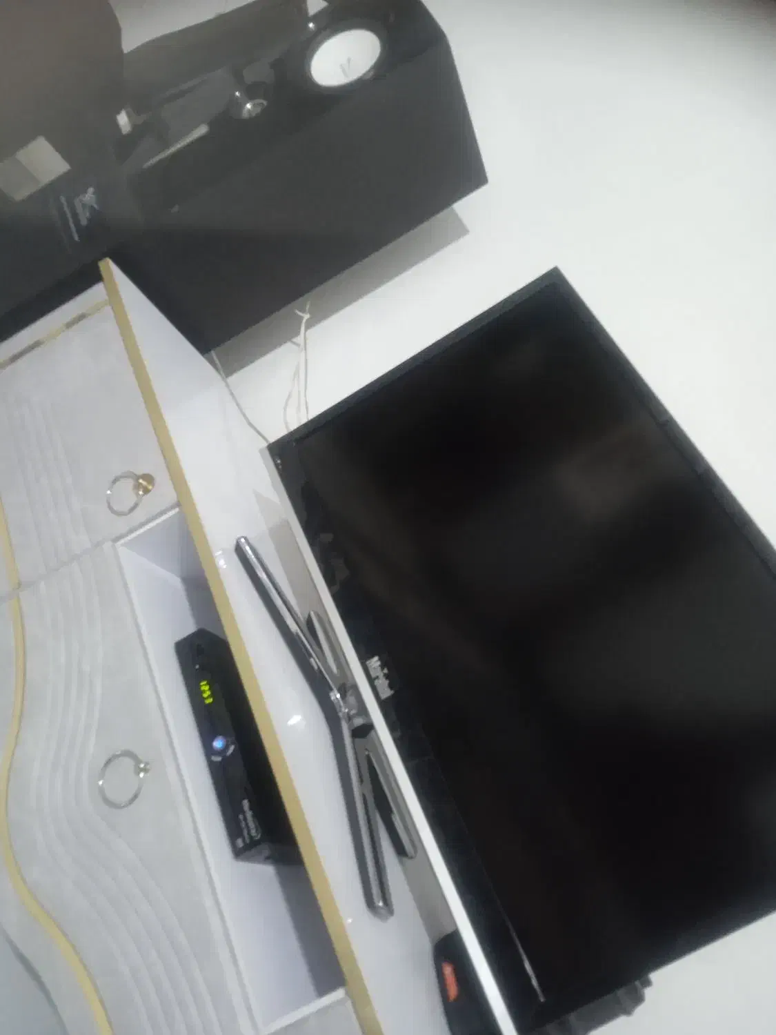 تلویزیون|تلویزیون و پروژکتور|چناران, |دیوار