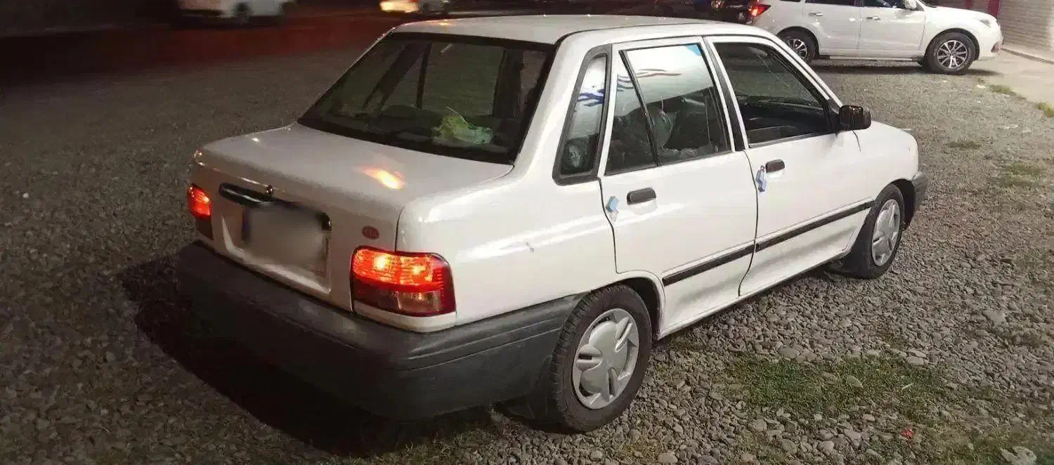 معاوضه و فروش پراید سفید دیدنی|خودرو سواری و وانت|رشت, یخسازی|دیوار