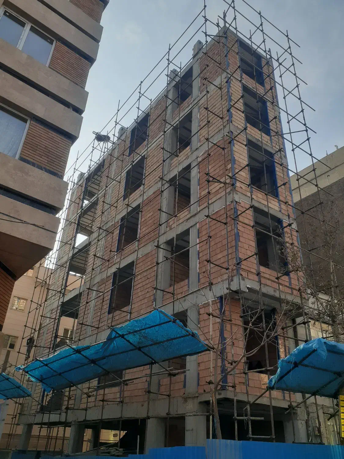 داربست  معراج تمام نقاط تهران شبانه روزی مناسب|خدمات پیشه و مهارت|تهران, مهران (سیدخندان)|دیوار