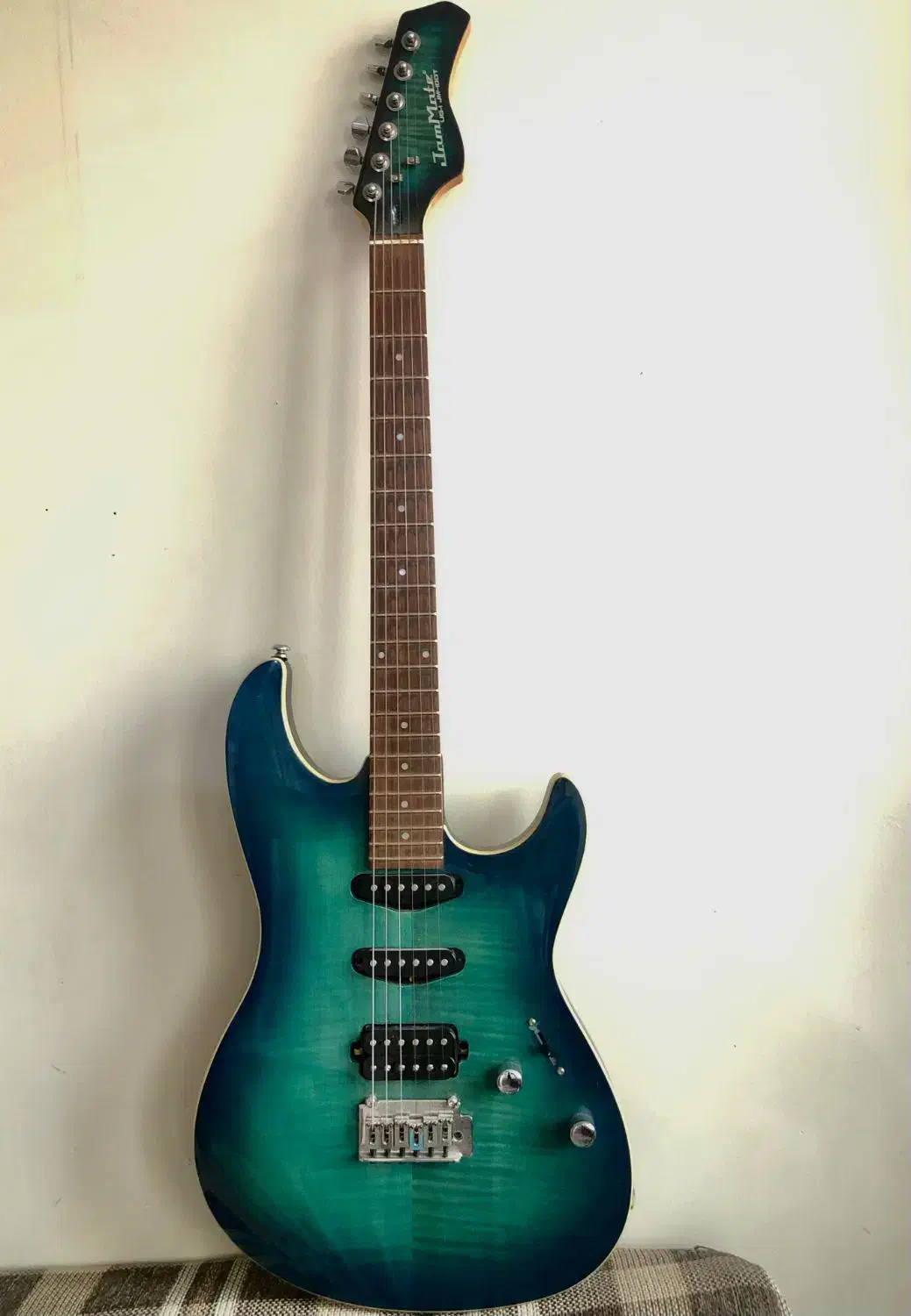 گیتار الکتریک افکت مانیتور میکروفن|گیتار، بیس، امپلیفایر|کرج, گلشهر|دیوار