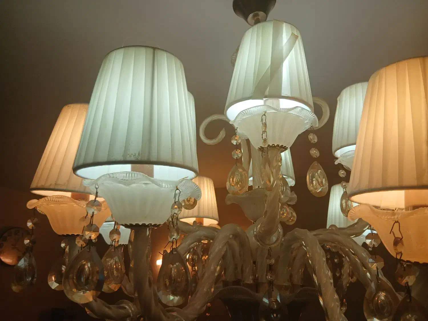 لوستر|لوستر و چراغ آویز|پرند, فاز ۶|دیوار