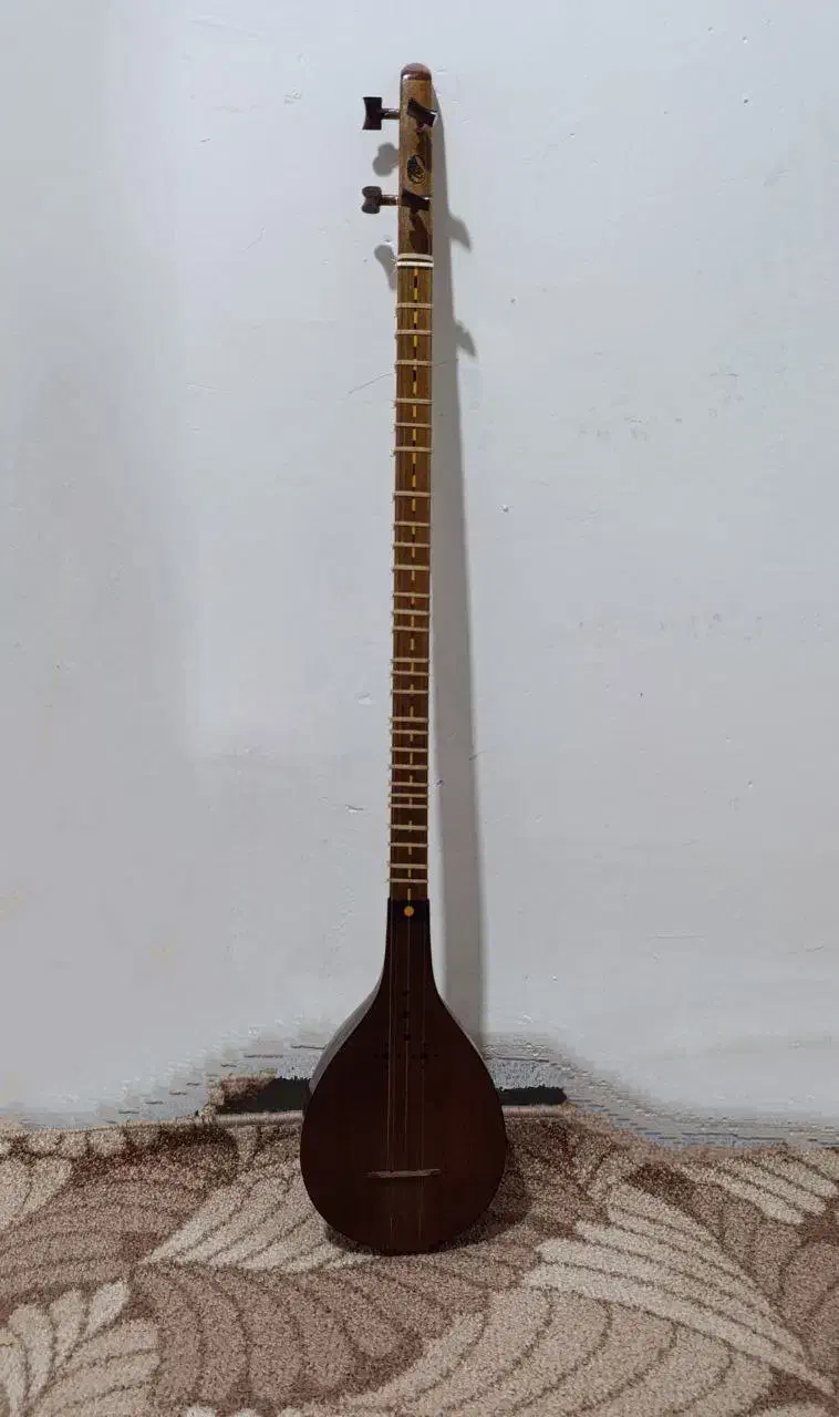 سه تار خوش صدا و سالم (در حد نو)|سازهای سنتی|دهلران, |دیوار