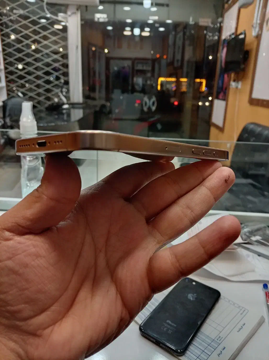 ایفون ۱۶پرو ۲۵۶ گیگ|موبایل|سبزوار, فرهنگیان|دیوار