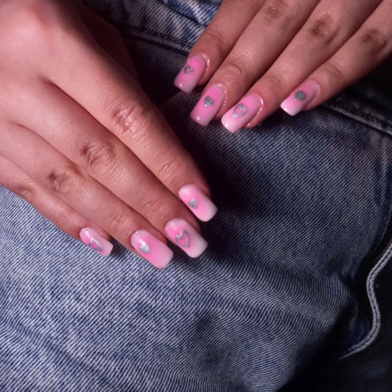 کاشت وترمیم ناخن|خدمات آرایشگری و زیبایی|قائمشهر, |دیوار