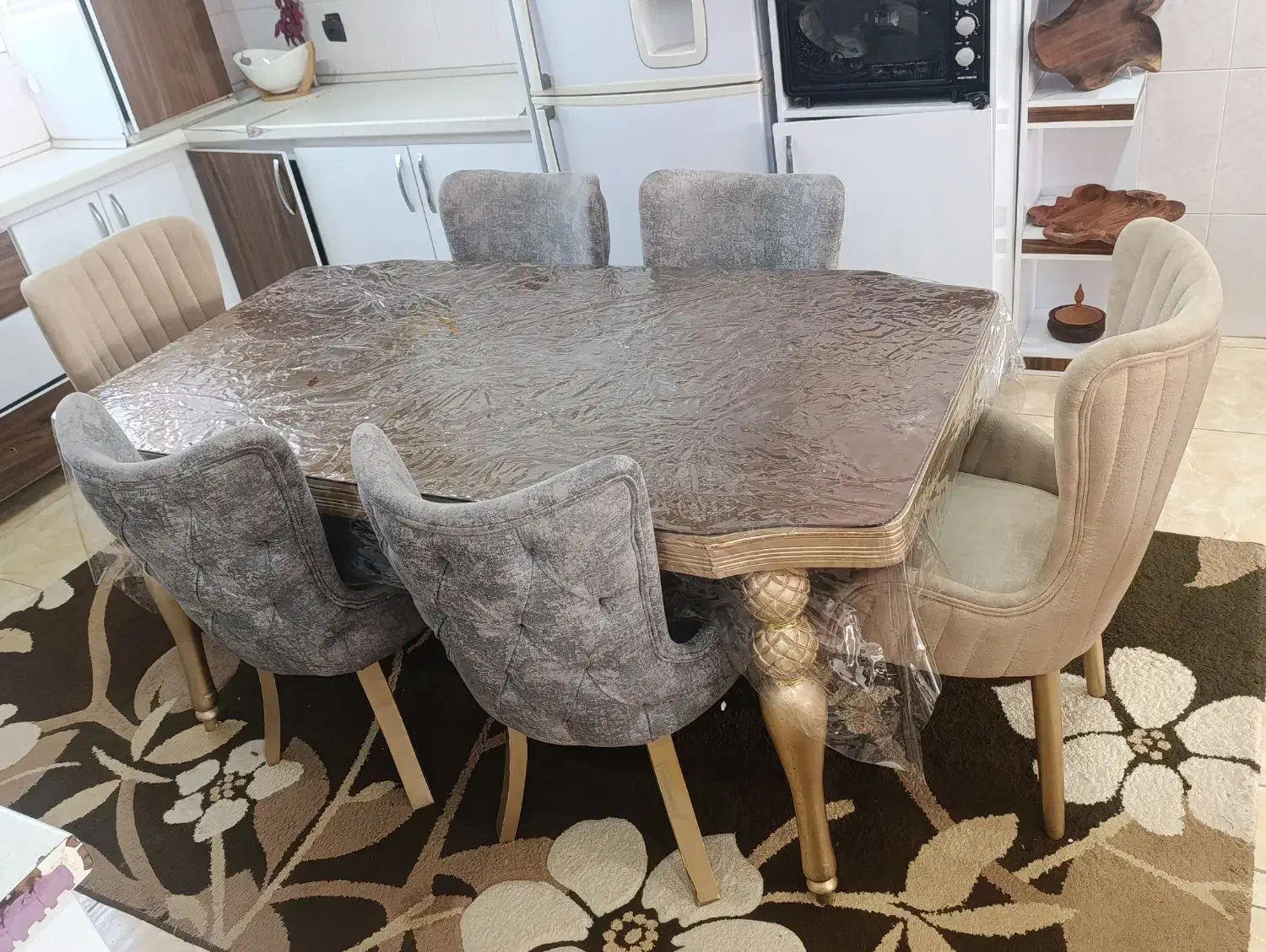 ناهارخوری و بوفه سلطنتی|میز و صندلی غذاخوری|ارومیه, |دیوار