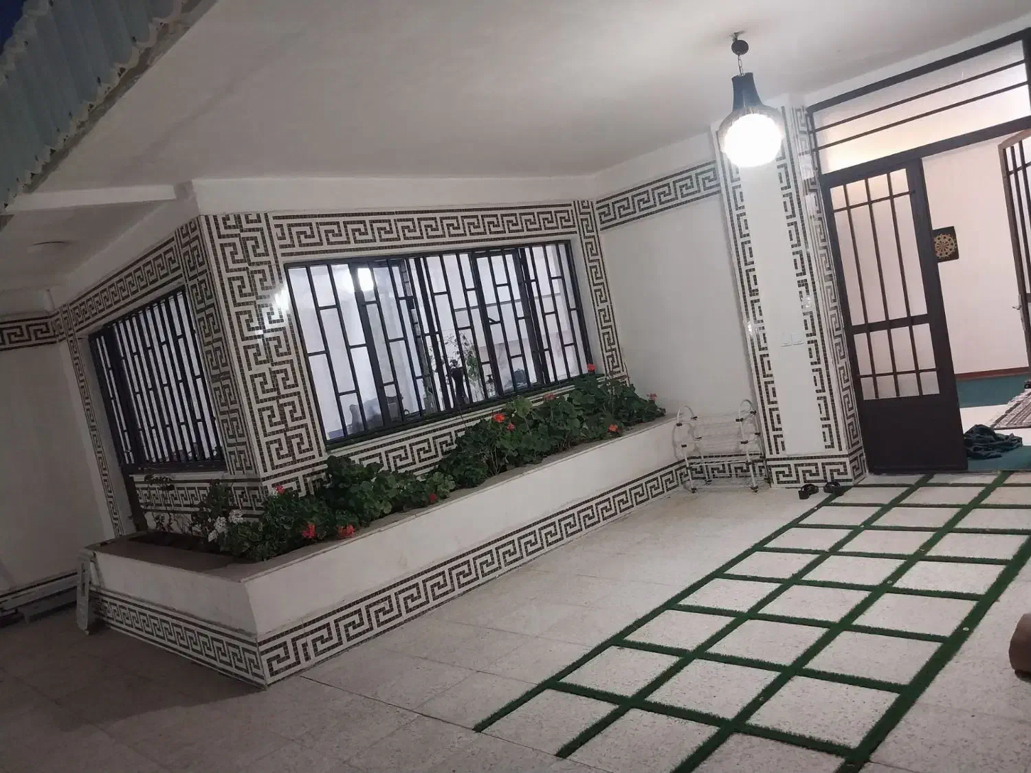 اجاره باغ ویلا مبله. کوهپایه|اجارهٔ کوتاه‌مدت ویلا و باغ|کرمان, |دیوار