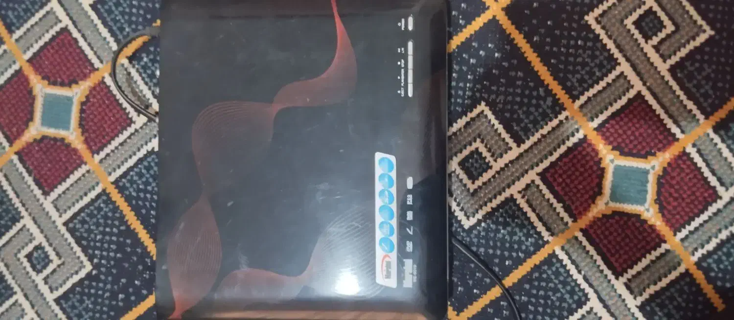 دیویدی یک عدد دستگاه مو کن برقی وسایل مجسمه سازی|پخش‌کننده DVD و ویدیو|شیراز, شهرک سعدی|دیوار