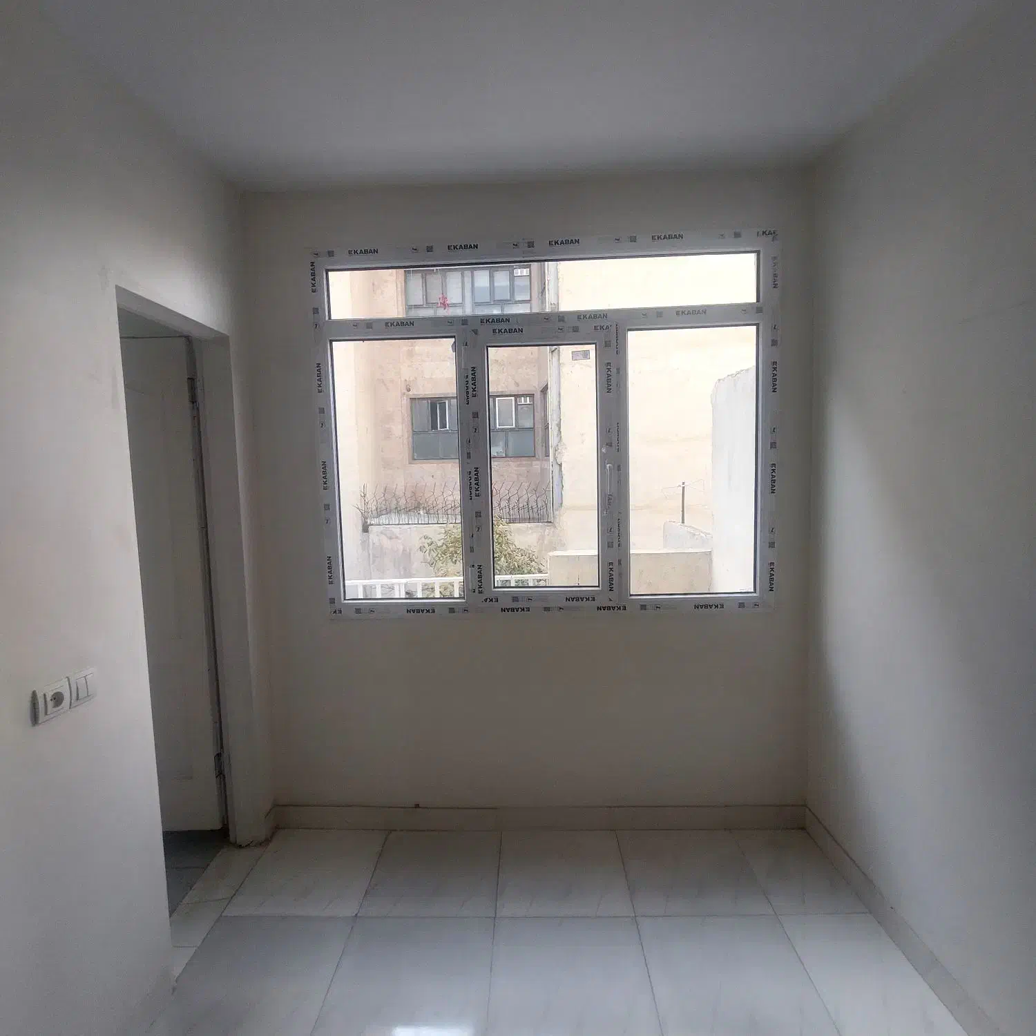 خیابان سراج ۹۰ متری ۲خواب تک واحدی