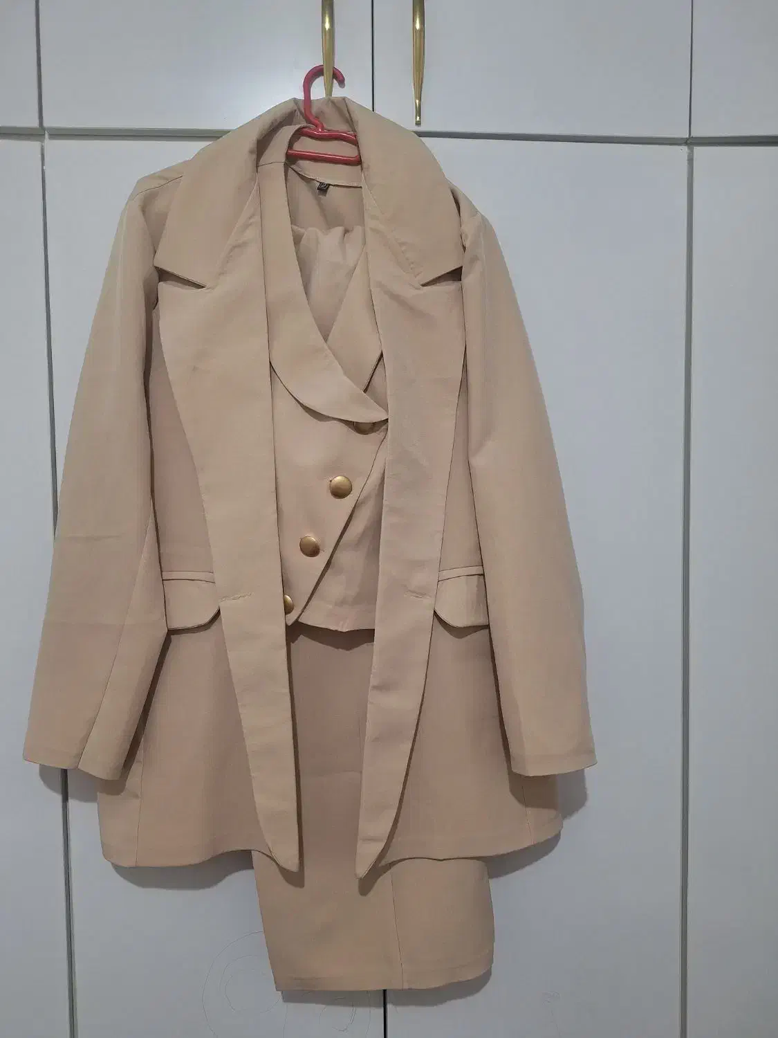 لباس عروسک|اسباب‌‌بازی|دورود, |دیوار