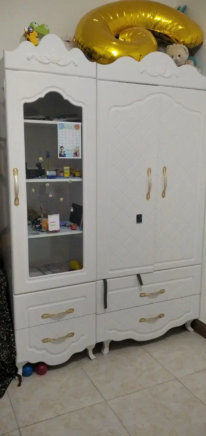 کمد لباسی وویترین|جاکفشی، کمد، دراور|فلاورجان, |دیوار