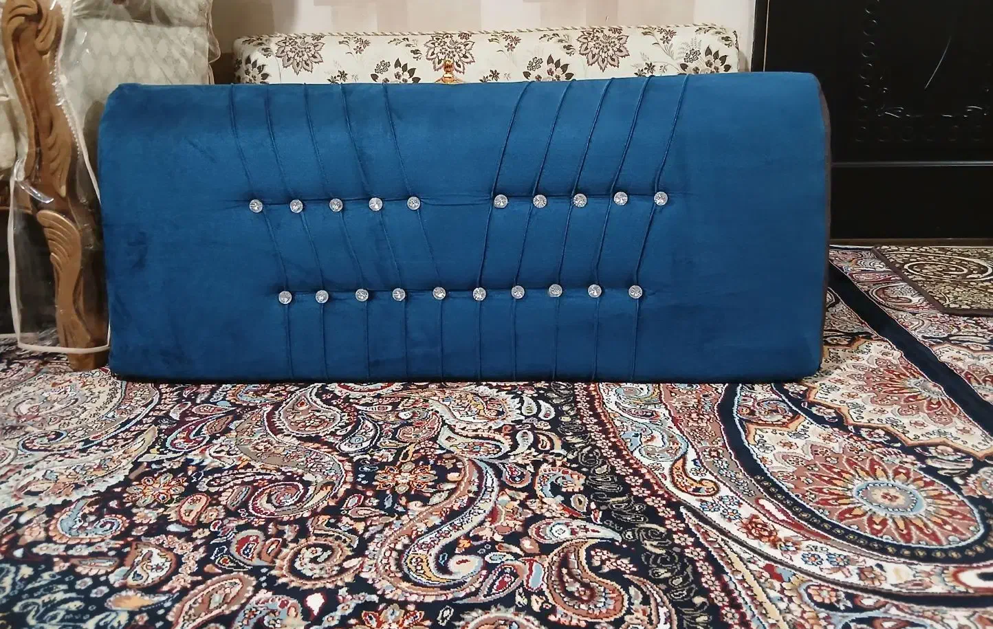 پشتی نو زیر قیمت|پشتی|بروجرد, |دیوار