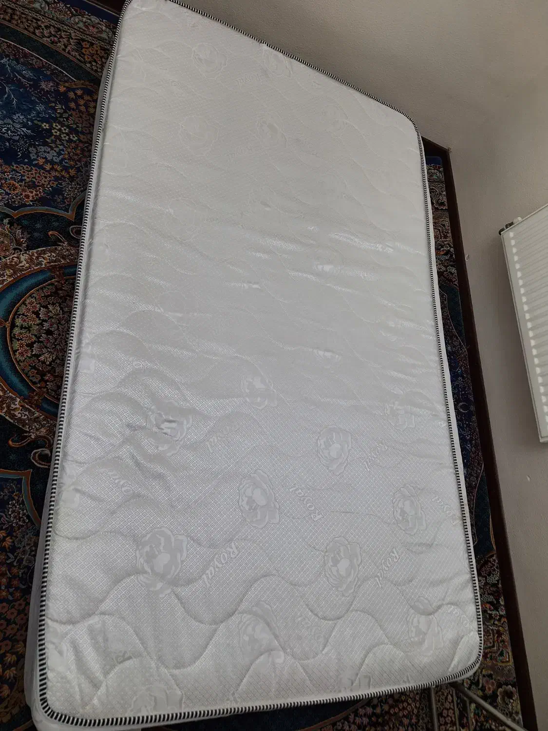 تشک تخت ۱ونیم نفره|تشک تختخواب|شاهینشهر, خانه کارگر|دیوار