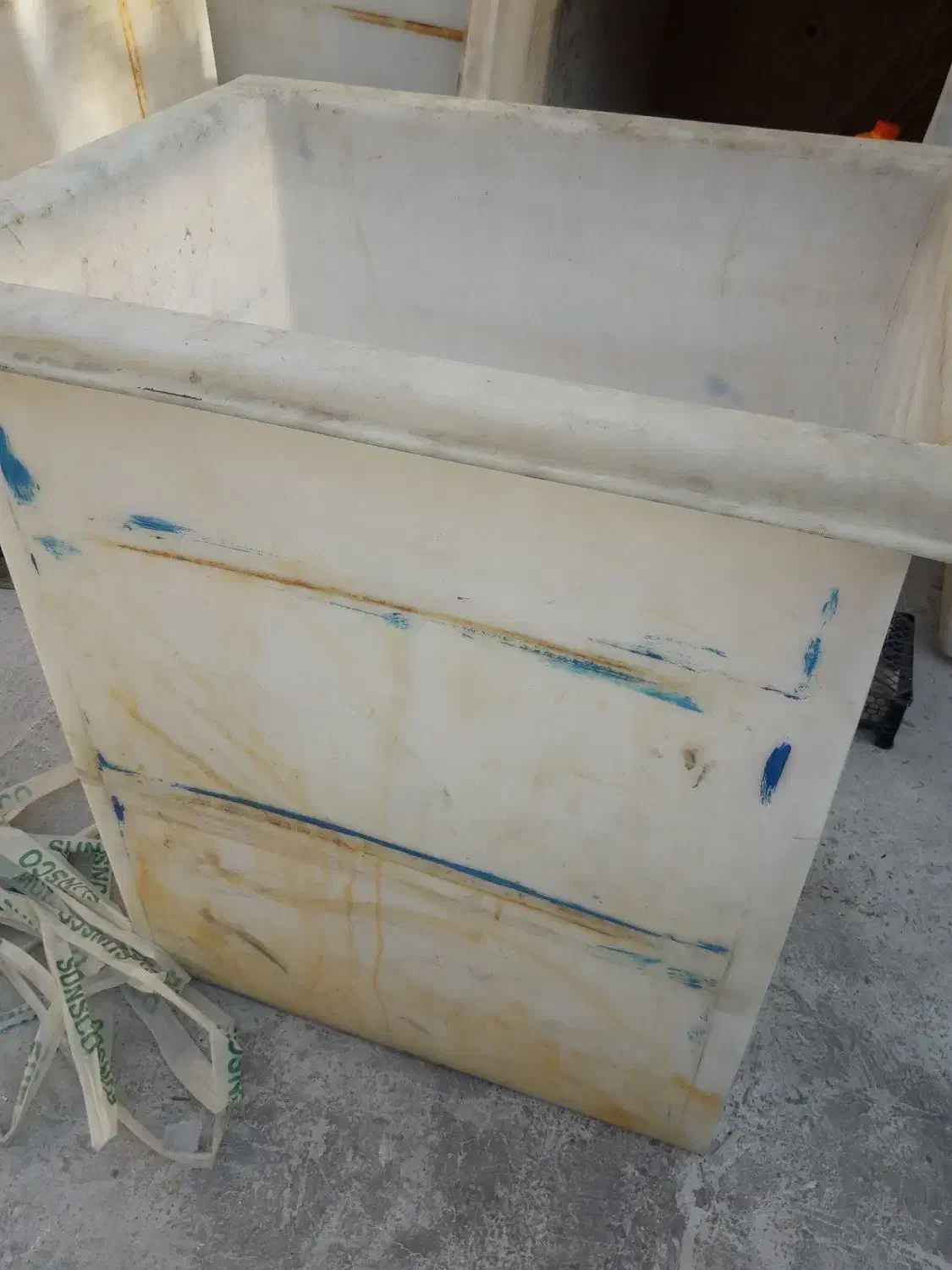 گالن آب|ظروف نگهدارنده، پلاستیکی، یک‌بارمصرف|شریف‌آباد, |دیوار