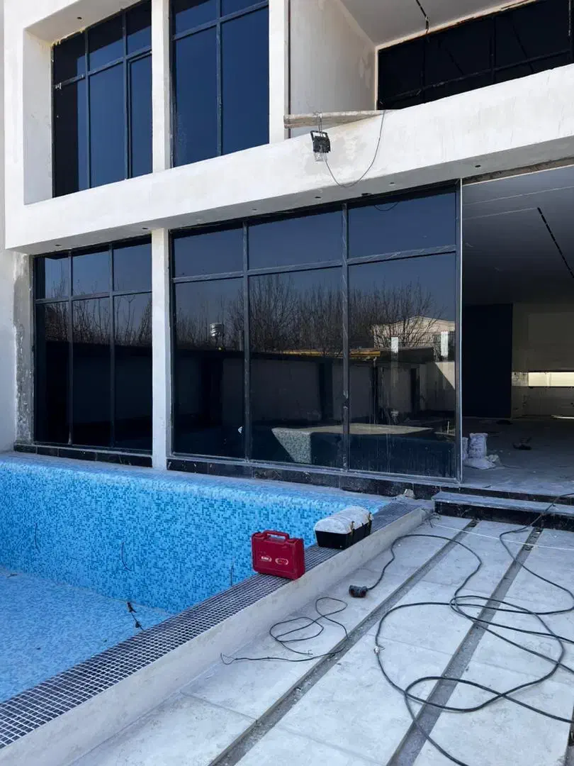 درب و پنجره دوجداره آلومینیوم و upvc|خدمات پیشه و مهارت|کرج, حصارک پایین|دیوار