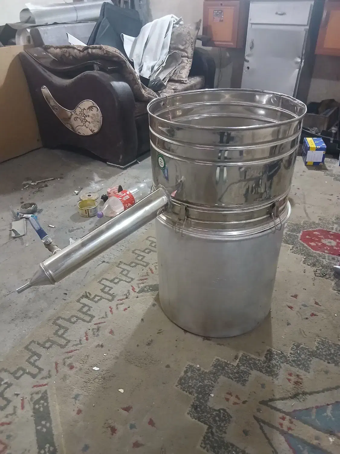 گلاب گیر|ظروف پخت‌وپز|سقز, |دیوار