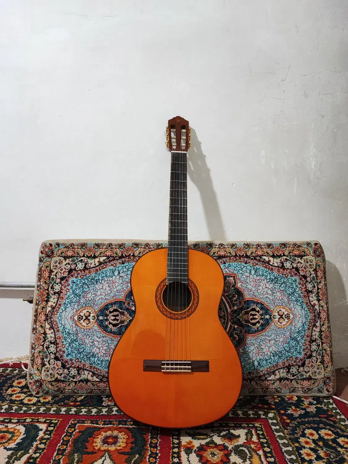 گیتار یاماها C70|گیتار، بیس، امپلیفایر|اسلام‌‌آباد غرب, |دیوار