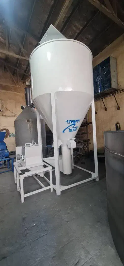 تجهیزات دامی /علوفه وچغندر خرد کن|ماشینآلات صنعتی|ساوه, |دیوار