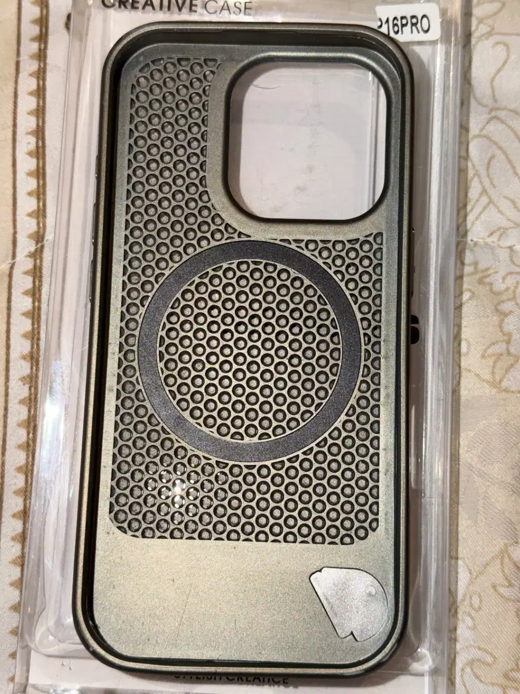 قاب ایفون ۱۶ پرو مگ سیف دار و هولدر شو|لوازم جانبی موبایل و تبلت|تهران, حسین‌آباد|دیوار