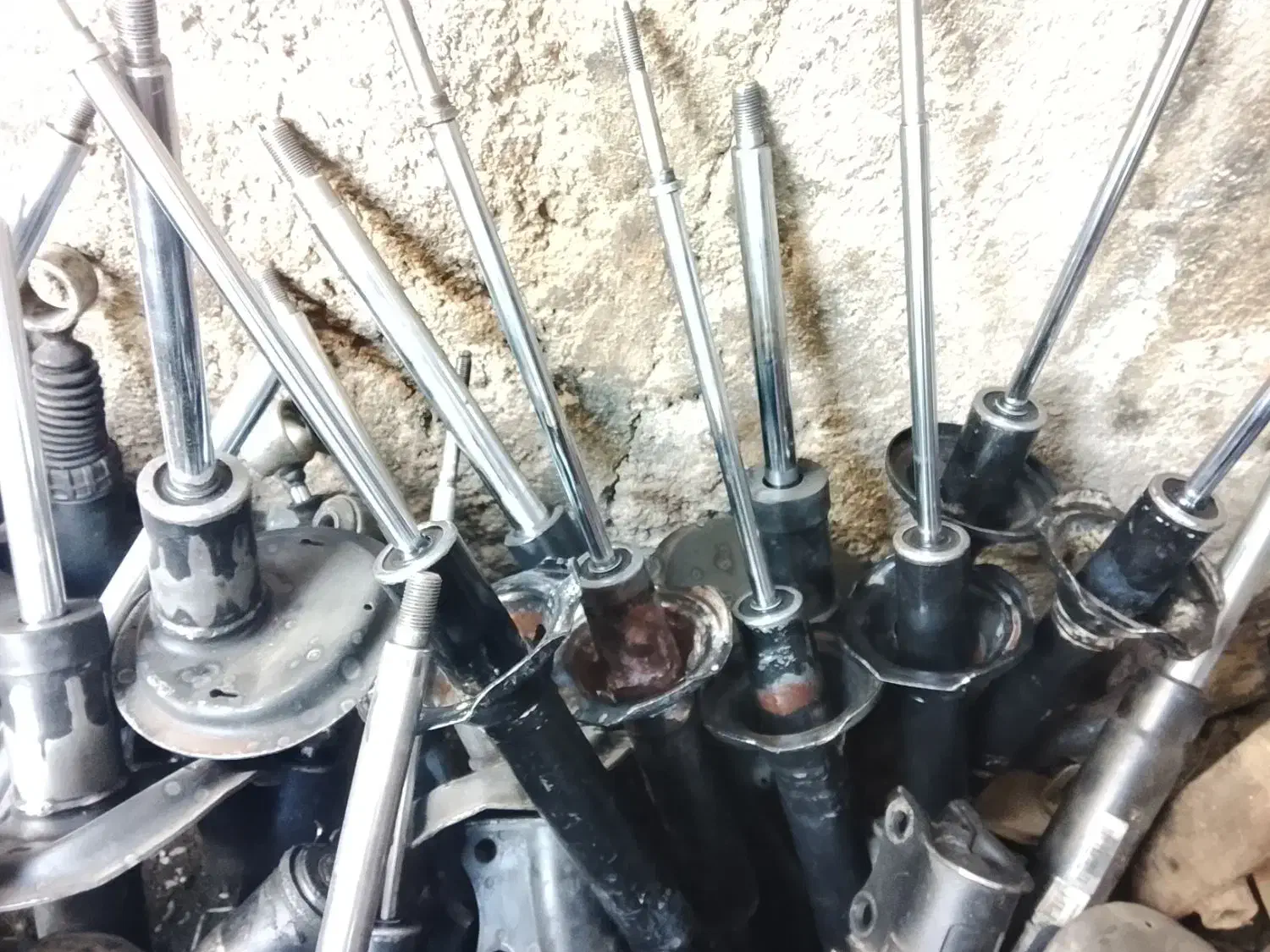 کمک فنر|خدمات موتور و ماشین|سراوان, |دیوار