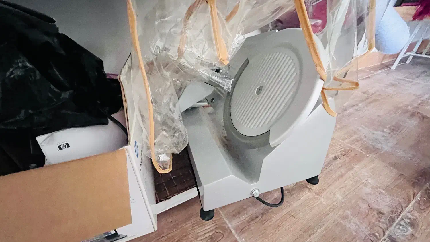 کالباس بر محک صفر|فروشگاه و مغازه|دهلران, |دیوار