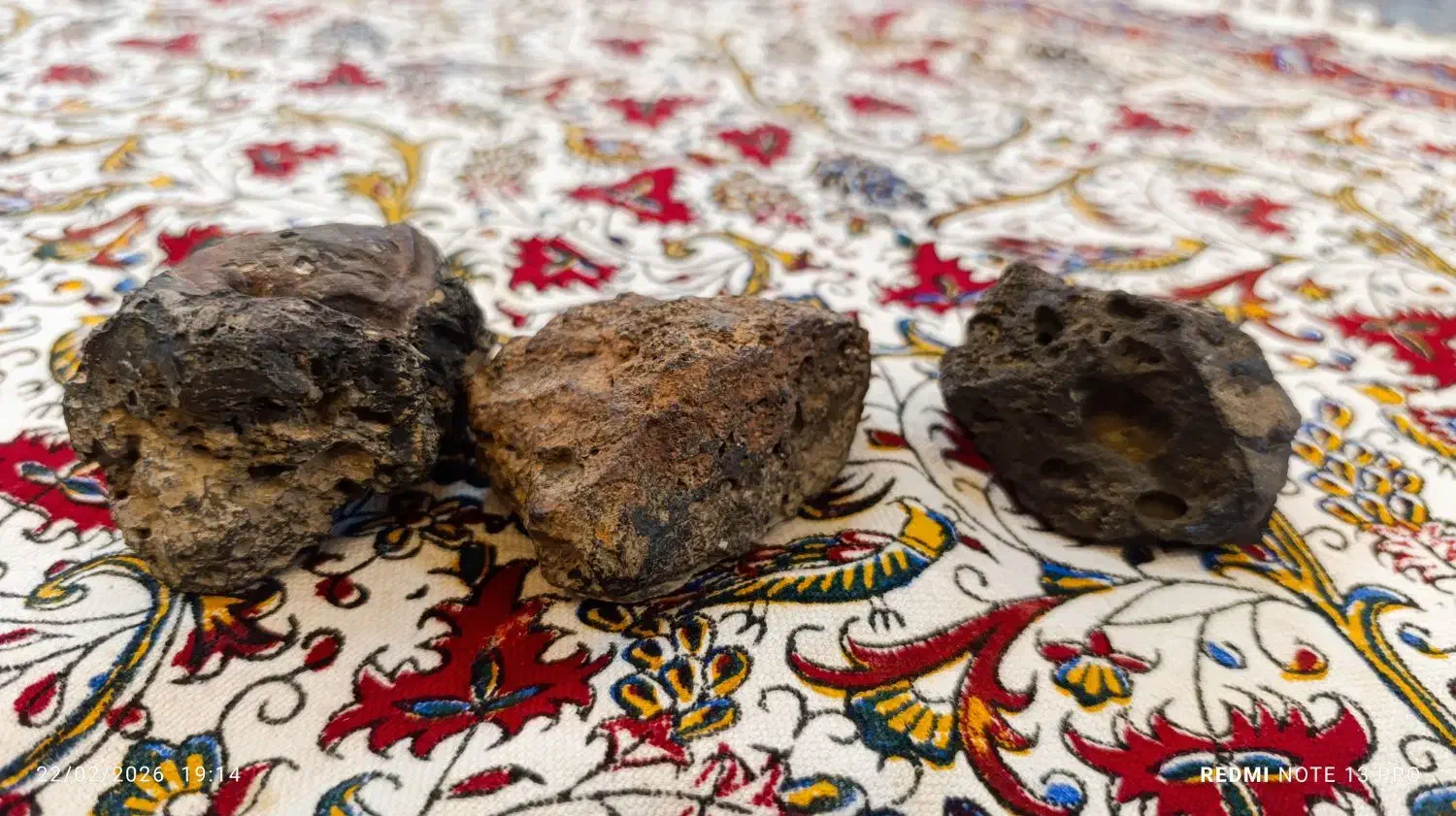 شهاب سنگ|کلکسیون اشیاء عتیقه|بجنورد, |دیوار