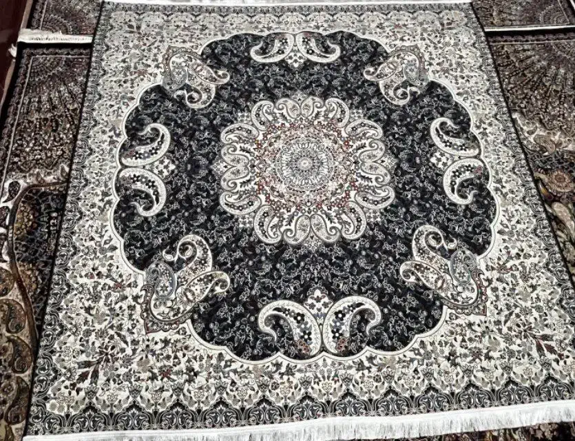 فرشینه ۲ در۲|فرش|قم, وادی السلام|دیوار