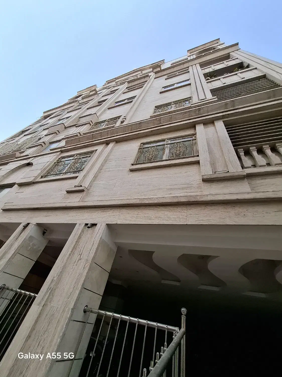 ۱۳۵ متر ۳ خوابه فول امکانات طبقه ۵ جنت اباد