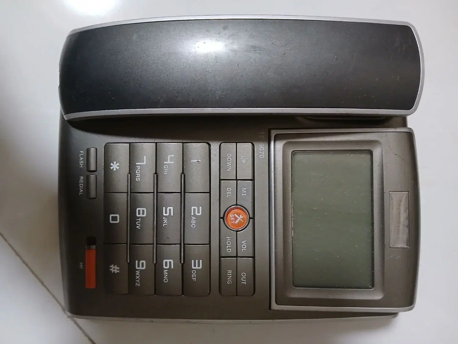 سه عدد گوشی تلفن رو میزی  خارجی|تلفن رومیزی|کرج, کلاک پایین|دیوار