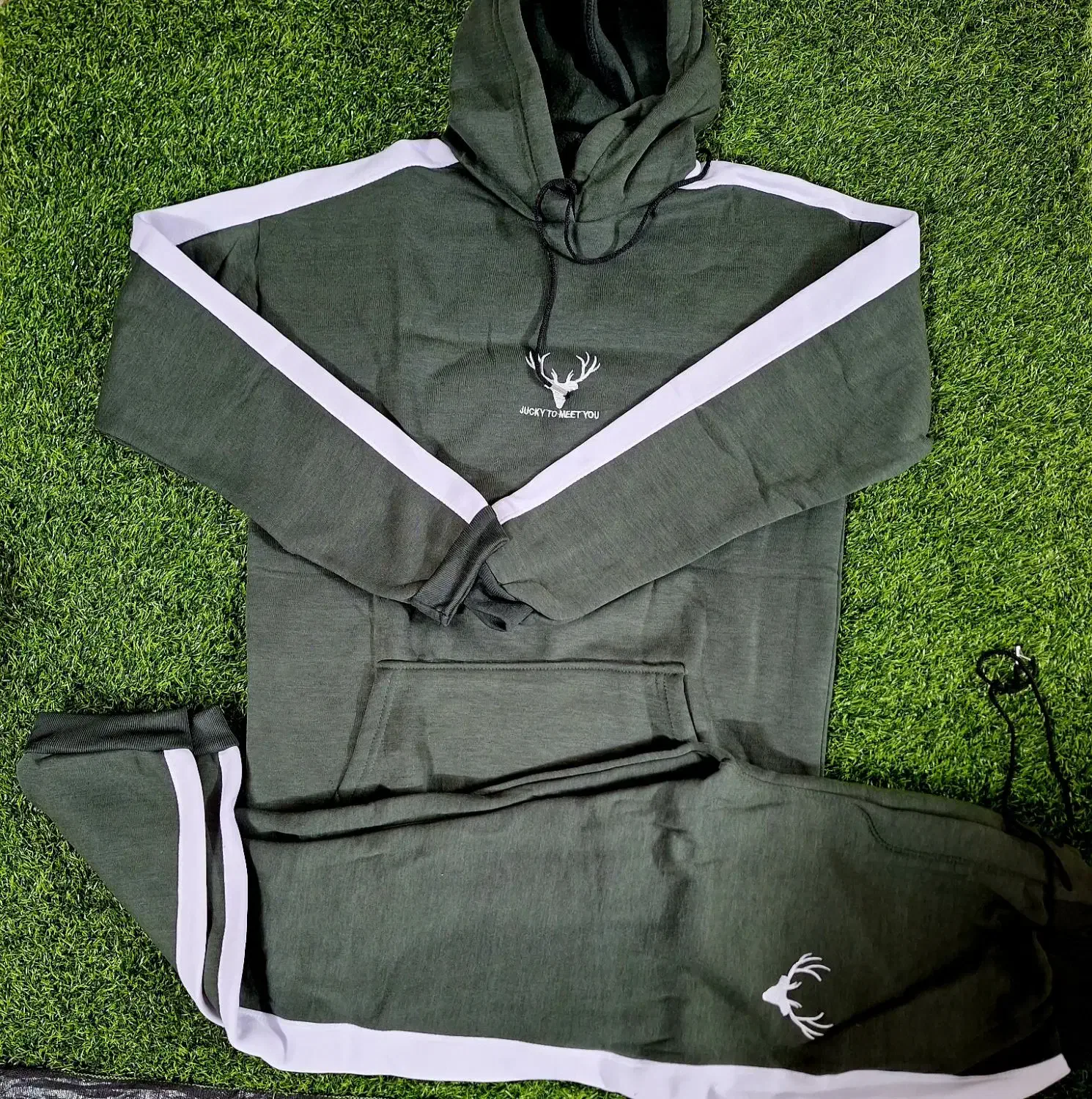 ست هودی شلوار|لباس|اصفهان, ملاصدرا|دیوار