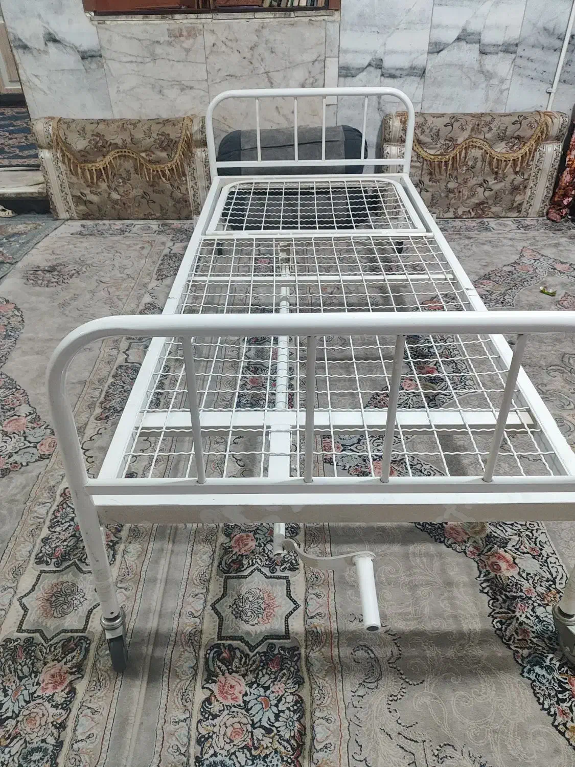 تخت بیمار|پزشکی|زاهدان, |دیوار