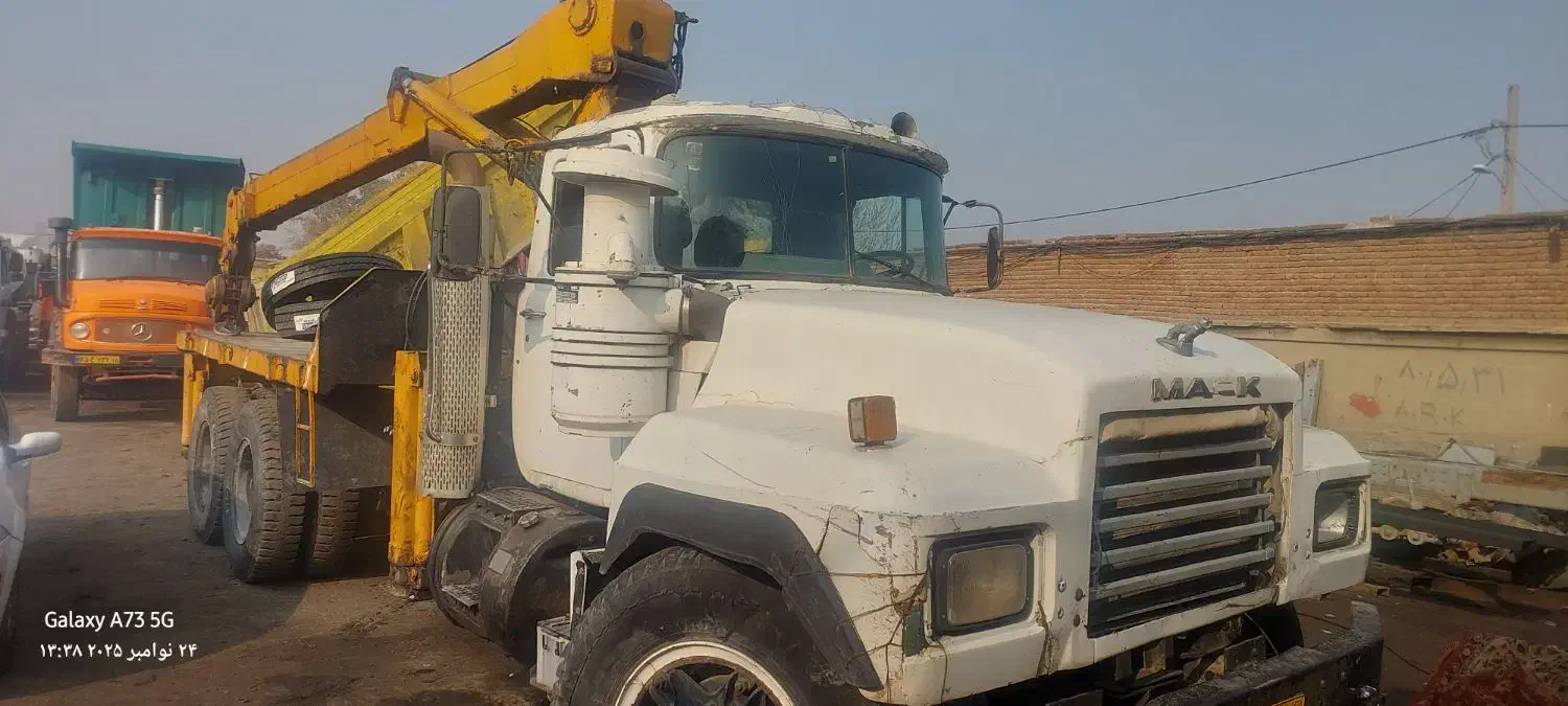 راننده جرثقیل دارای گواهنامه ویژه|استخدام حمل و نقل|ورزقان, |دیوار