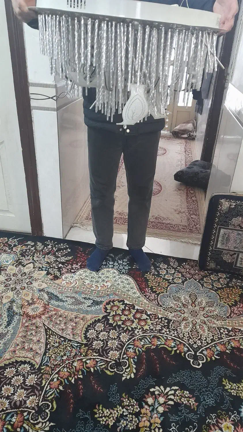 دو عدد لوستر بزرگ|لوستر و چراغ آویز|گرگان, |دیوار