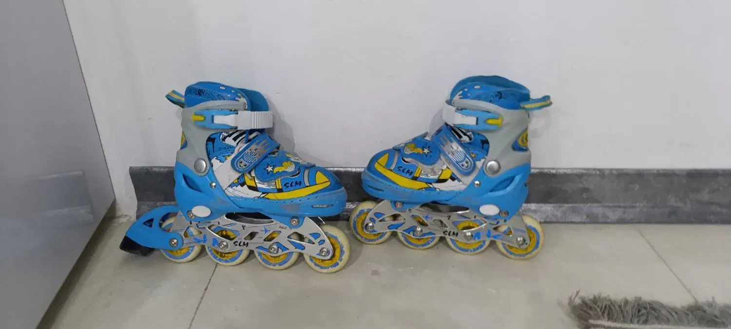 اسکیت بچگانه سالم و نو یک ماه استفاده شده|دوچرخه، اسکیت، اسکوتر|محمدشهر, همایون ویلا|دیوار