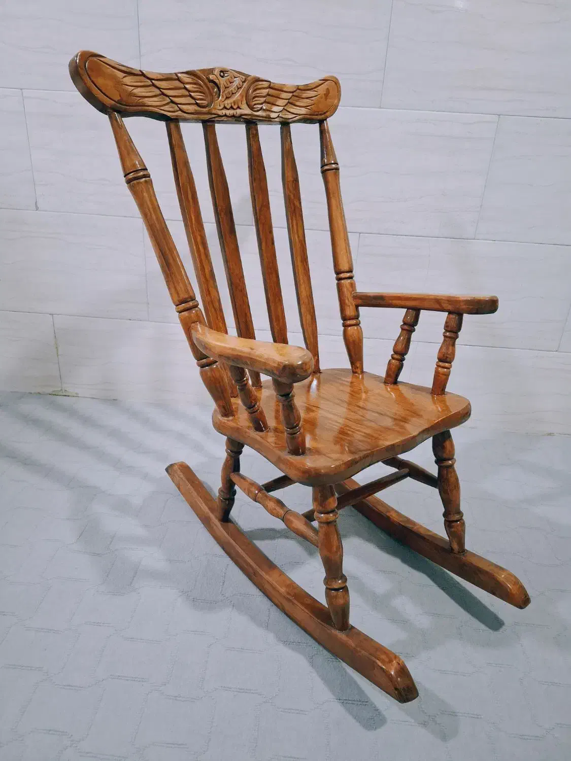 صندلی راک نوجوان|صندلی و نیمکت|قرچک, مهدیه|دیوار