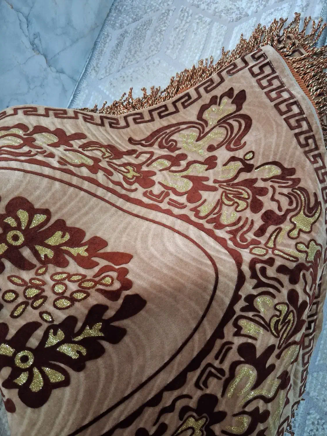 روبالش|رختخواب، بالش، پتو|سرپل ذهاب, |دیوار