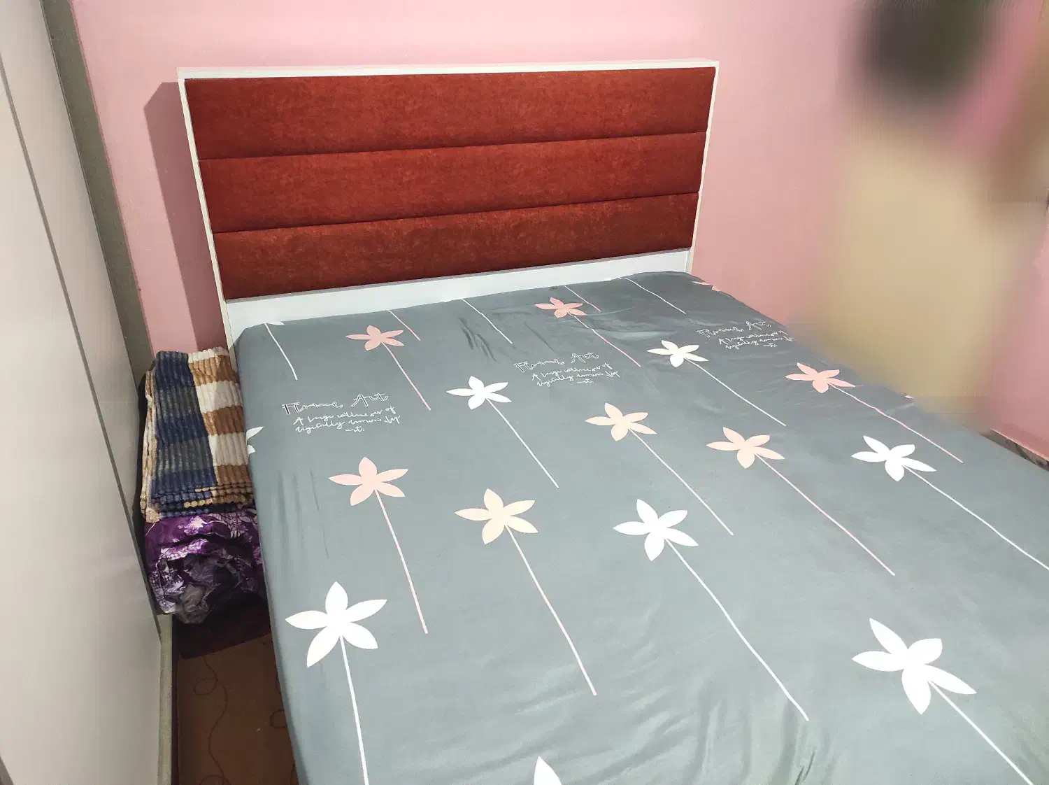 تخت دو نفره با تشک طبی|تخت و سرویس خواب|هریس, |دیوار