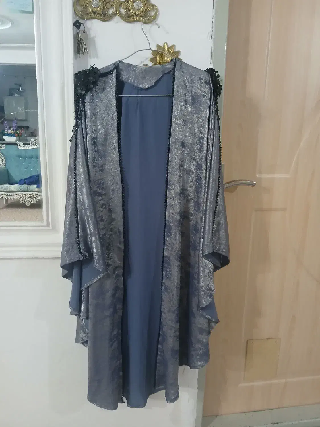 مانتو خفاشی با کت دامن|لباس|الشتر, |دیوار