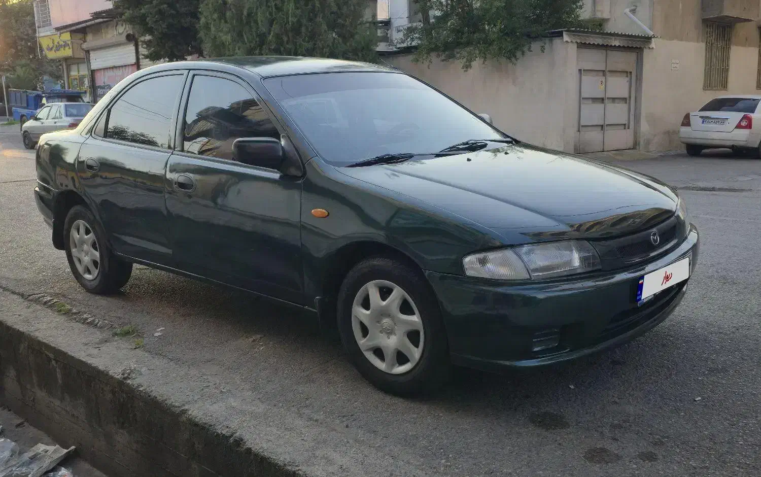 مزدا ۳۲۳ اف سالم در حد 323 f|خودرو سواری و وانت|ساری, |دیوار