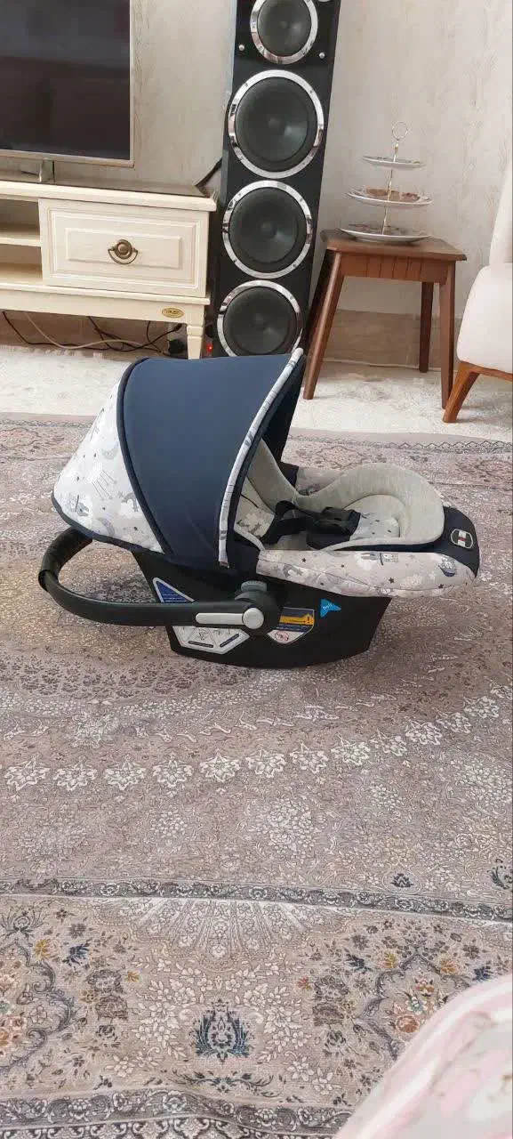 کالسکه و کریر کودک|کالسکه و لوازم جانبی|یزد, |دیوار