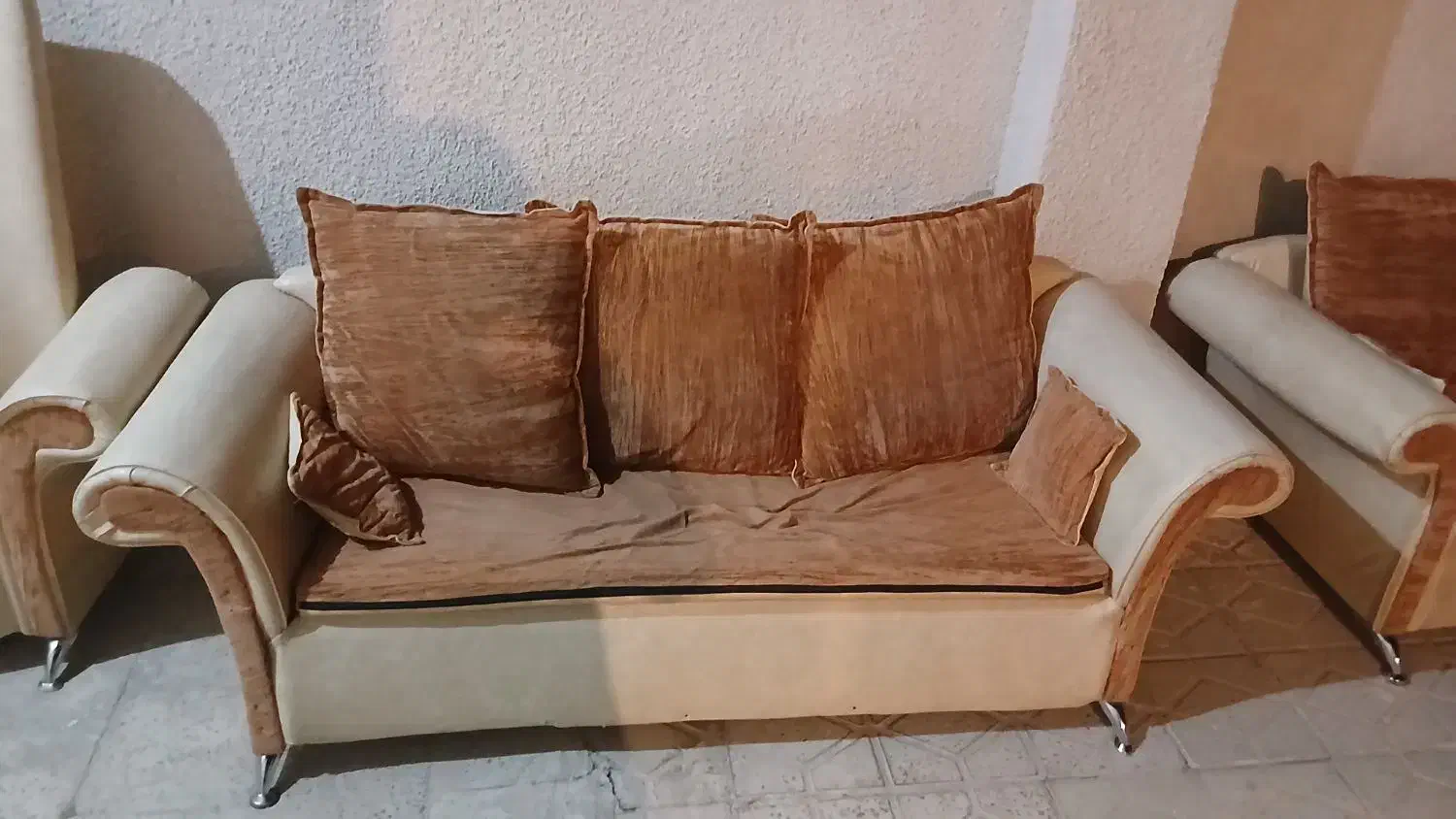 مبلمان|مبلمان خانگی و میز عسلی|ایلام, |دیوار