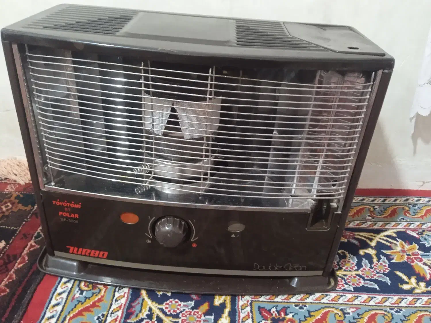 تیوست|بخاری، هیتر، شومینه|نیمروز, |دیوار