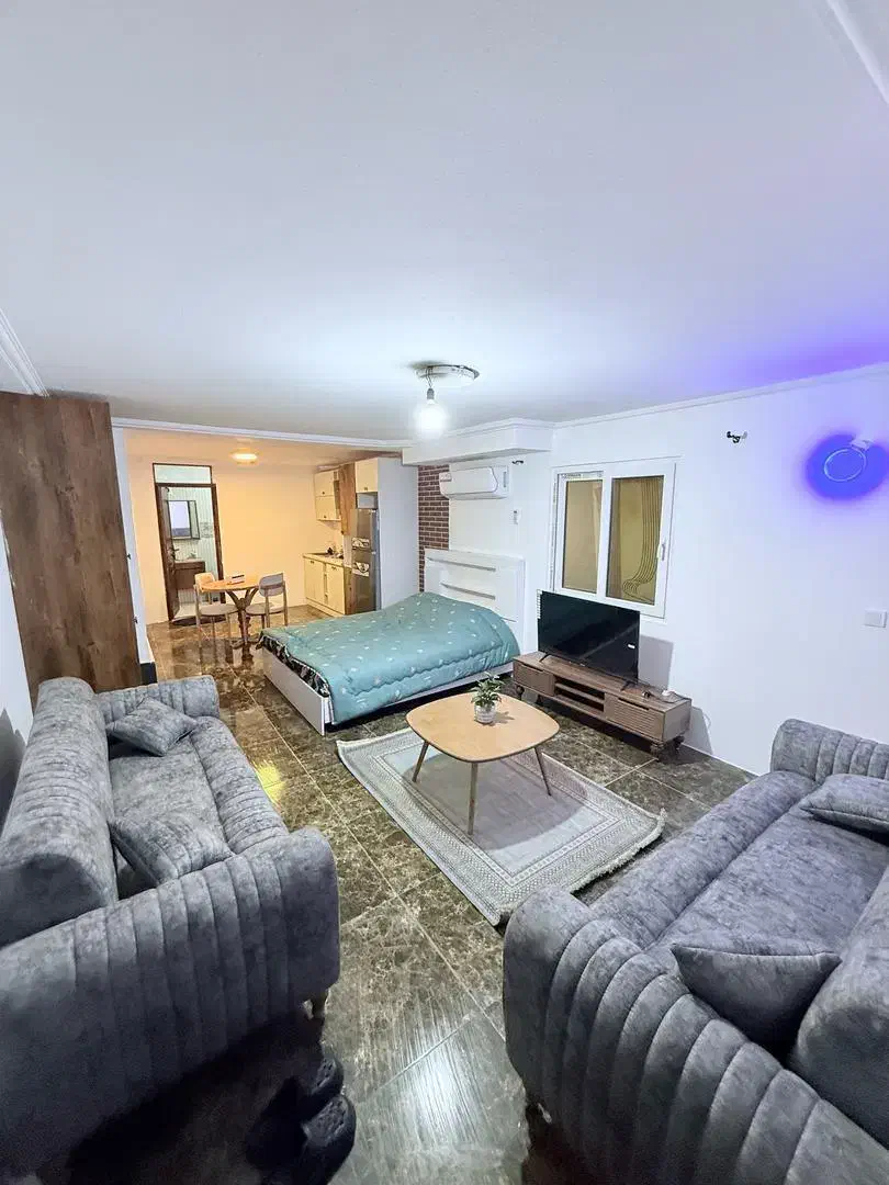 همخونه میشم شغل بازارهای مالی|اجارهٔ آپارتمان|کیش, |دیوار